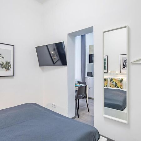 Ultra Central Mini Studio Budapest Bagian luar foto