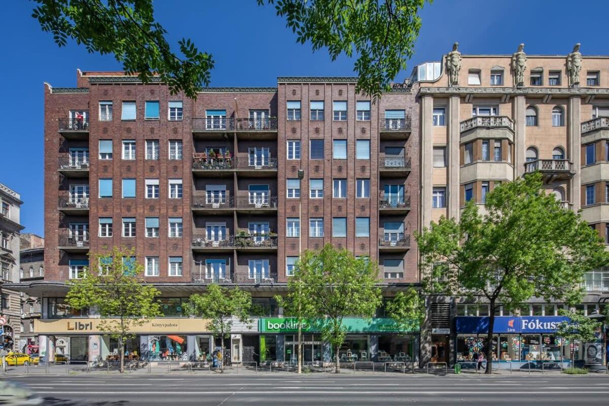 Ultra Central Mini Studio Budapest Bagian luar foto